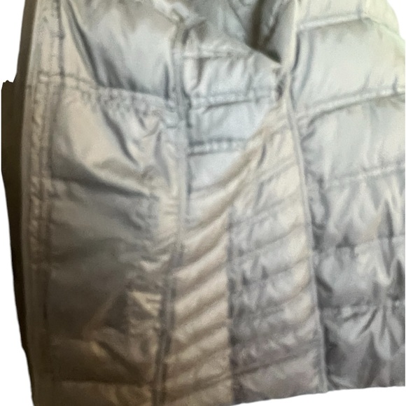 Woolrich size medium down quilted long winter Parka w/ hidden hood black zipper - Picture 14 of 14